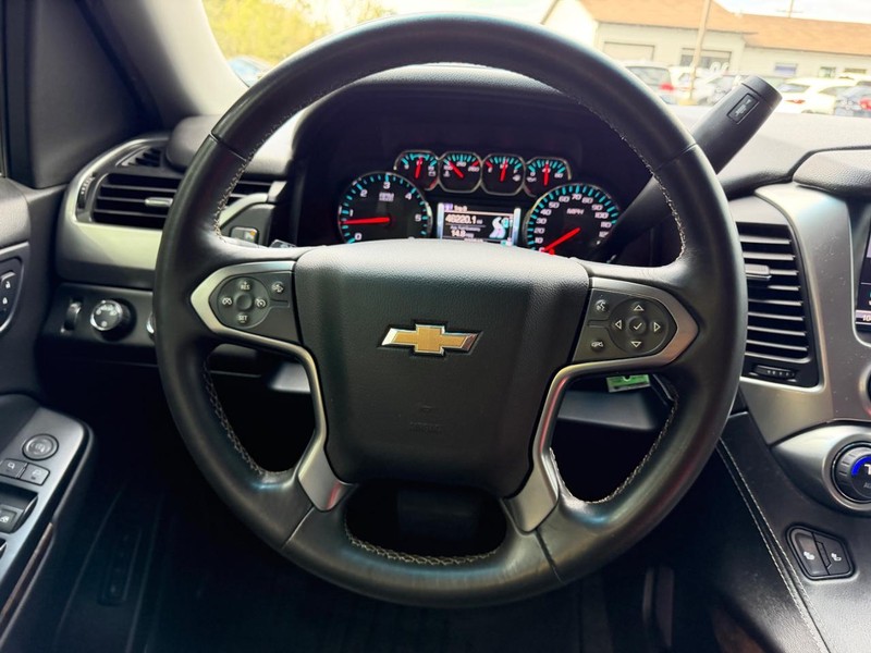 Chevrolet Tahoe Vehicle Full-screen Gallery Image 12