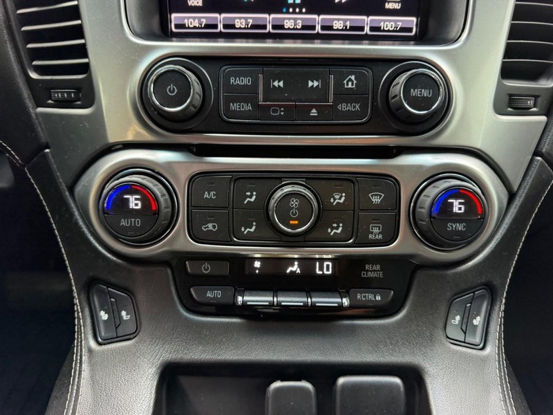 Chevrolet Tahoe Vehicle Full-screen Gallery Image 16