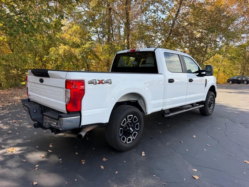 Ford Super Duty F-250 SRW Vehicle Image 03