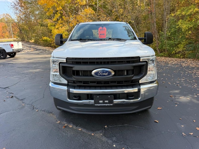 Ford Super Duty F-250 SRW Vehicle Image 08