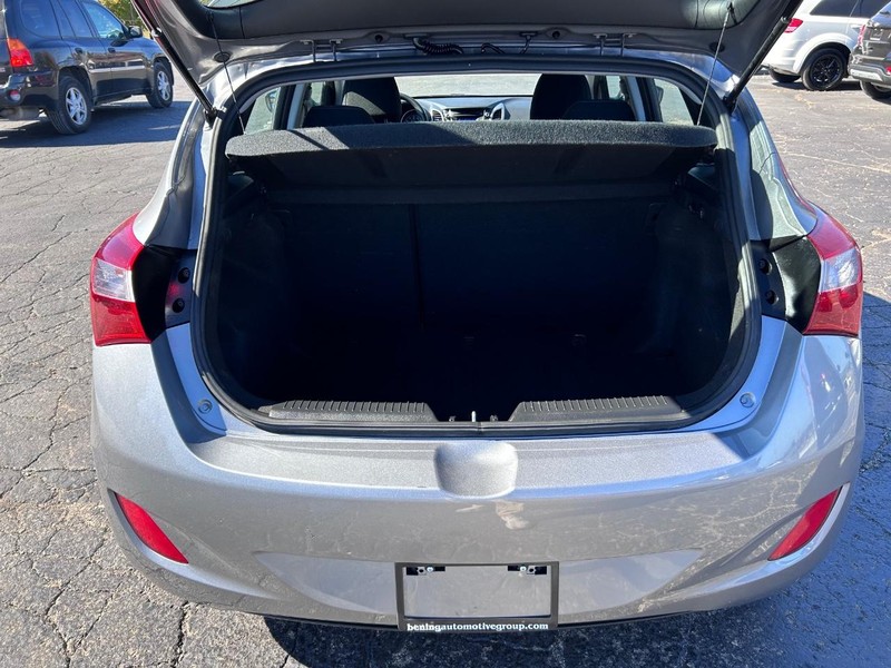 2016 Hyundai Elantra GT Base photo 5