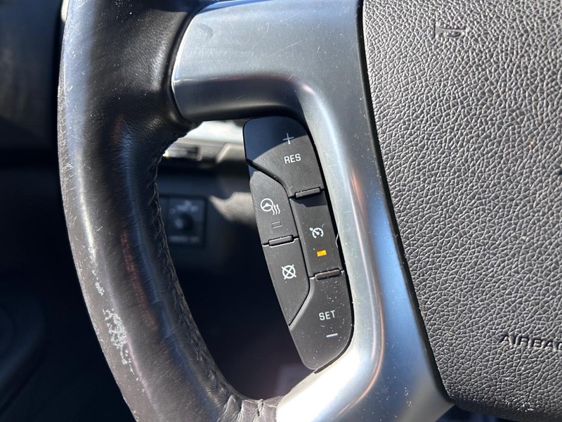 Chevrolet Traverse Vehicle Image 15