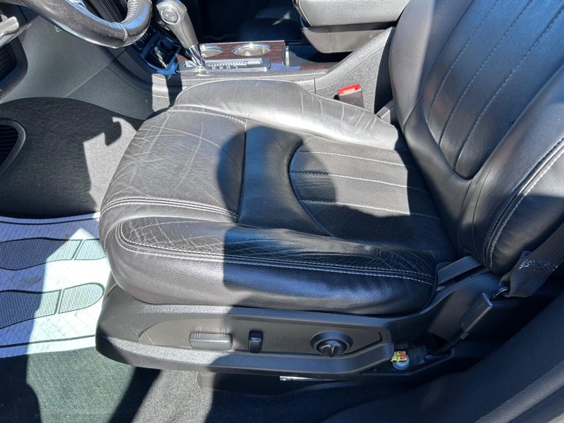 Chevrolet Traverse Vehicle Image 23
