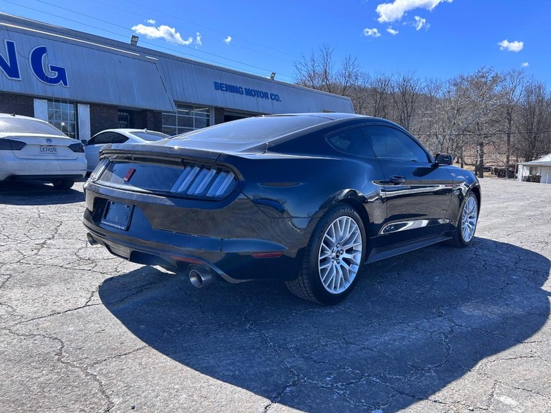Ford Mustang Vehicle Image 03
