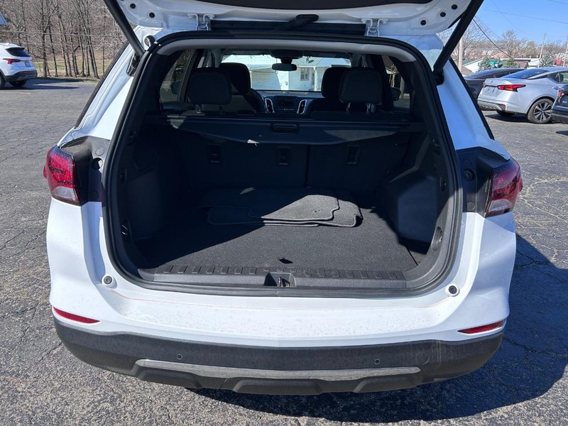 Chevrolet Equinox Vehicle Image 05
