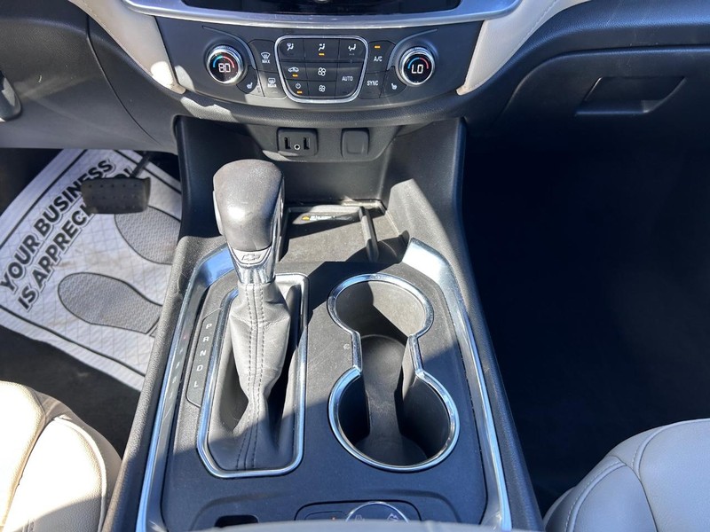 Chevrolet Traverse Vehicle Image 17