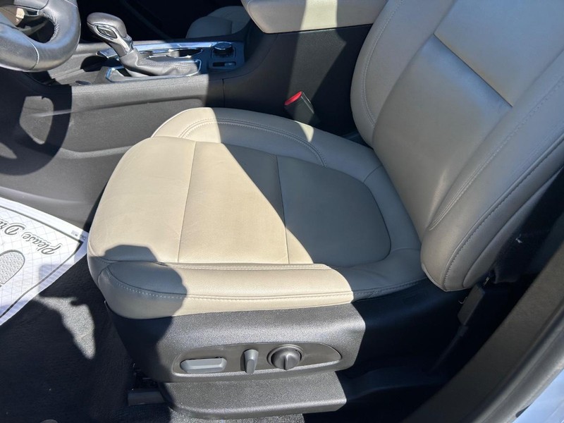 Chevrolet Traverse Vehicle Image 20