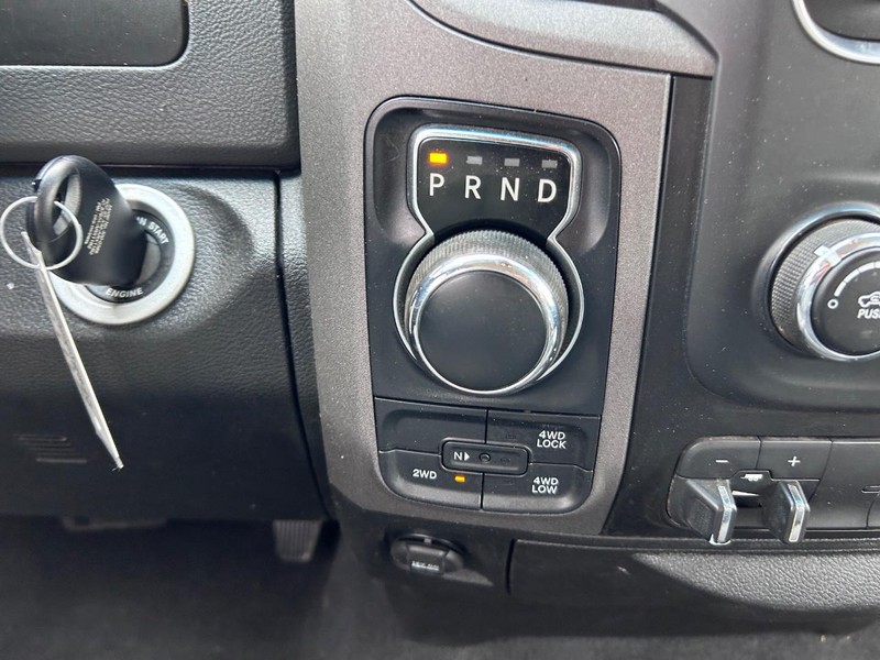 Ram 1500 Classic Vehicle Image 14