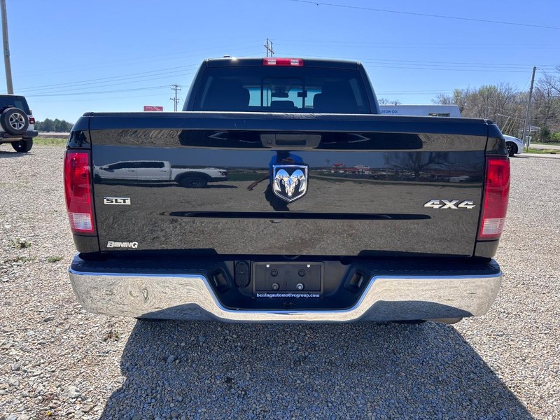 Ram 1500 Classic Vehicle Image 04