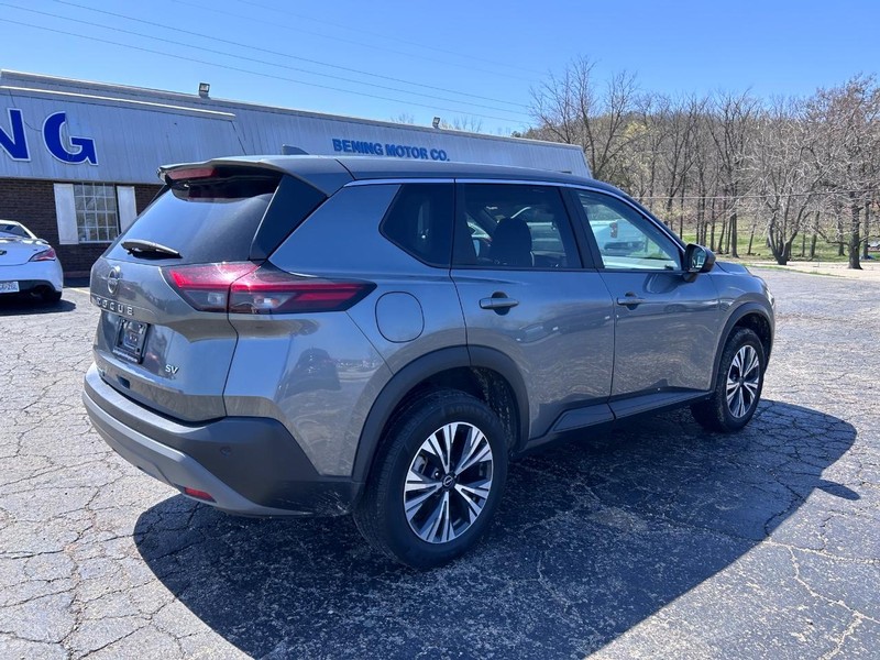 Nissan Rogue Vehicle Image 03