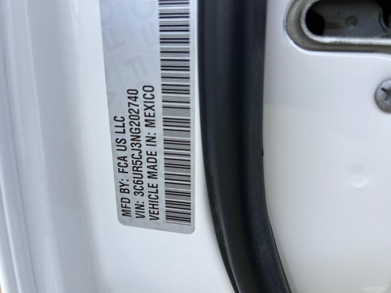 Ram 2500 Vehicle Image 20