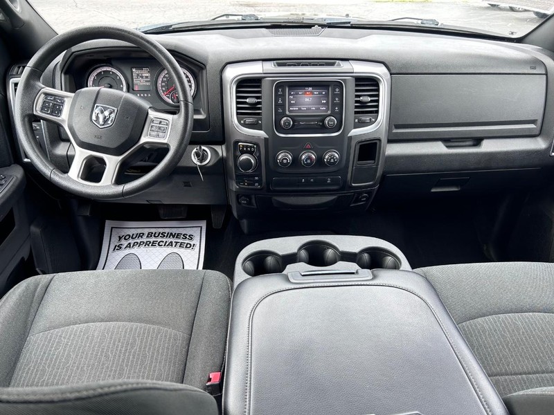 Ram 1500 Classic Vehicle Image 07