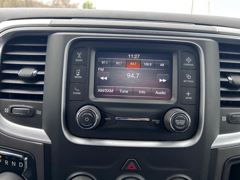 Ram 1500 Classic Vehicle Image 11