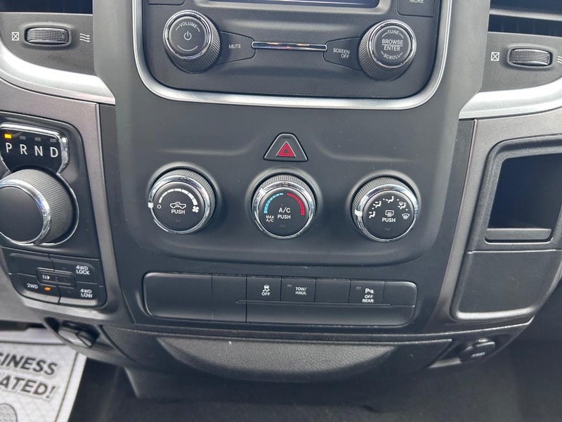 Ram 1500 Classic Vehicle Image 12
