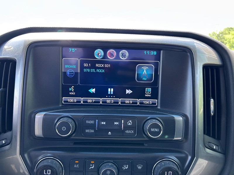 Chevrolet Silverado 1500 Vehicle Image 12