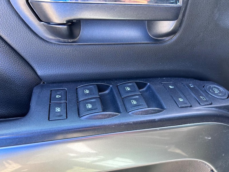 Chevrolet Silverado 1500 Vehicle Image 15