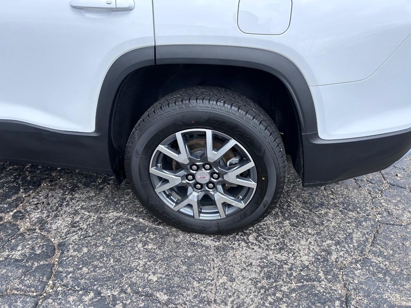 GMC Acadia Vehicle Image 07