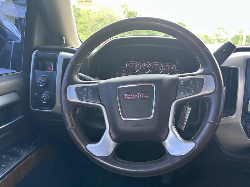 GMC Sierra 1500 Vehicle Image 09