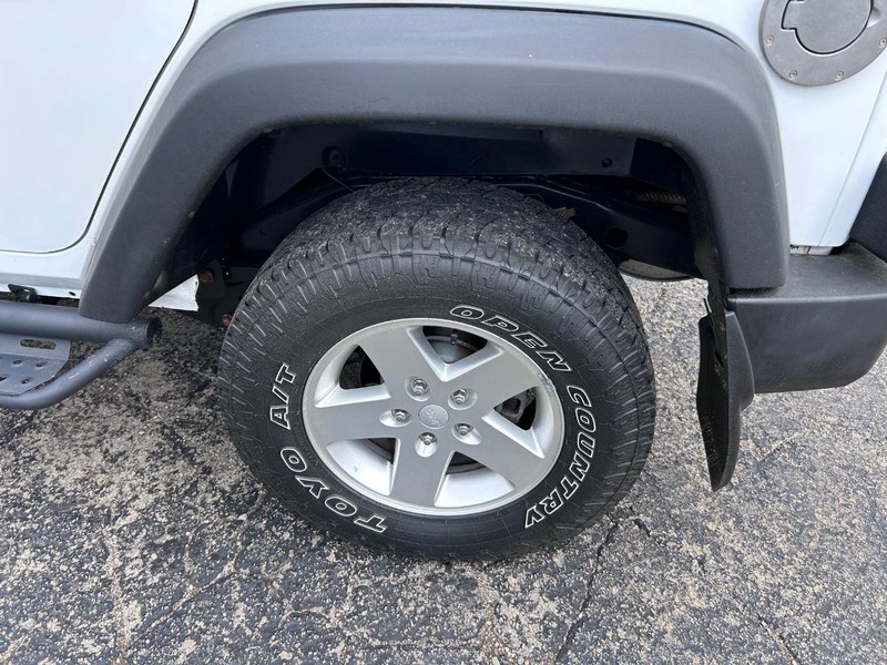 Jeep Wrangler Unlimited Vehicle Image 06
