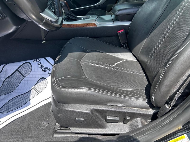 Cadillac CTS Sedan Vehicle Image 20