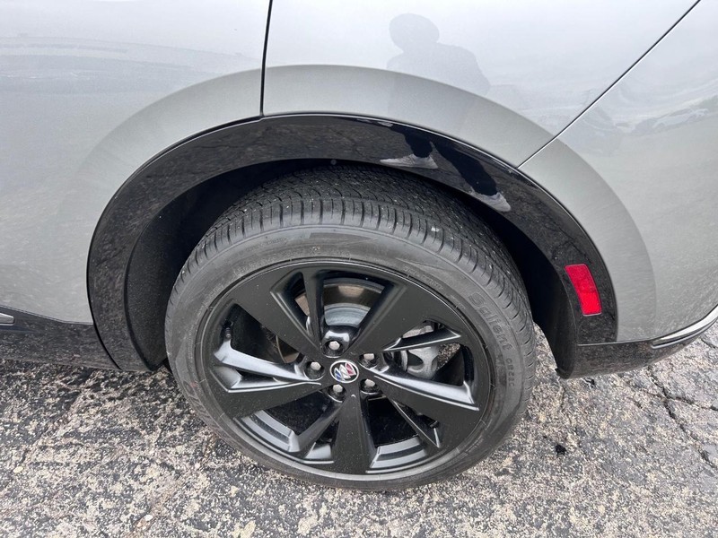 Buick Envision Vehicle Image 07