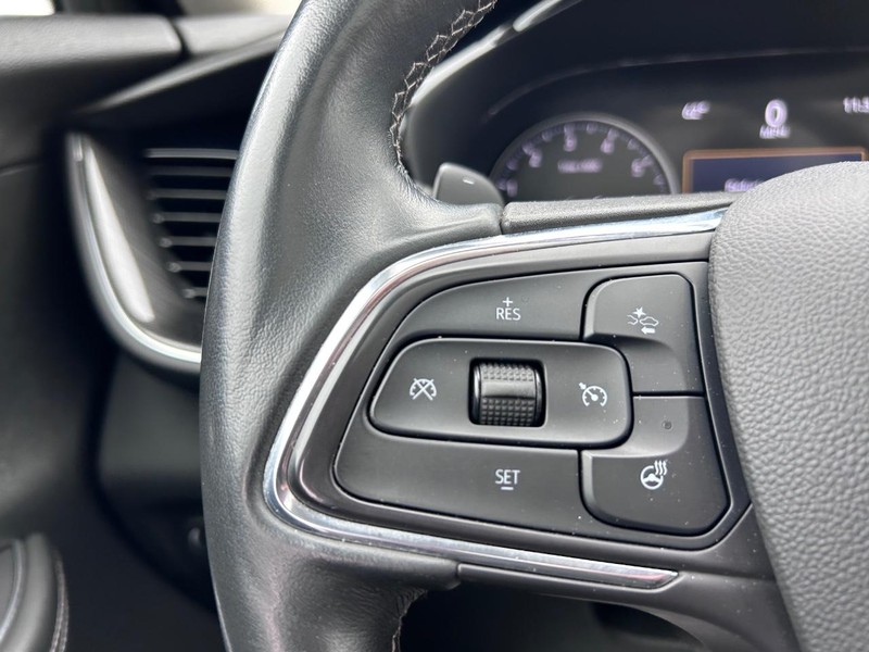 Buick Envision Vehicle Image 12