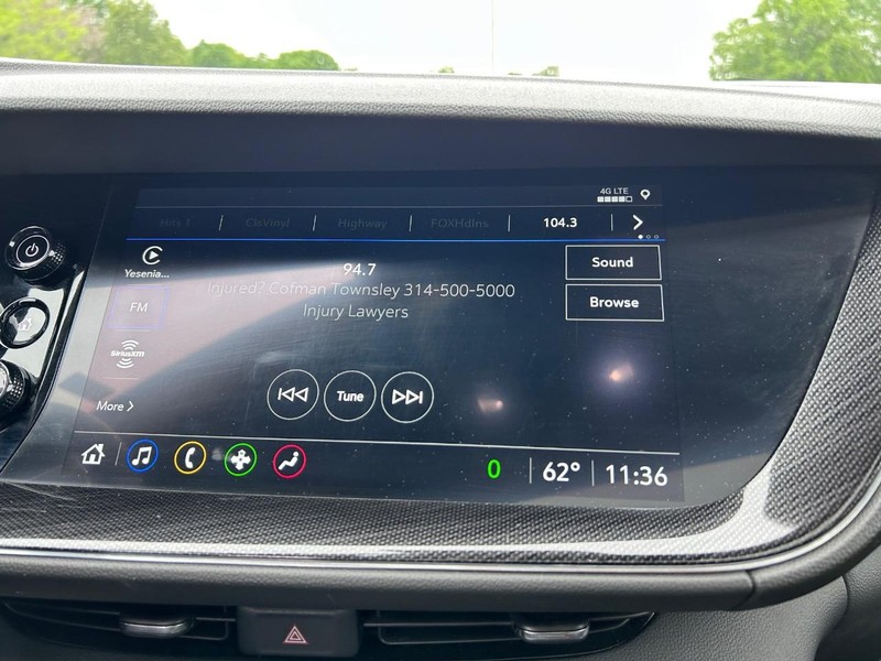 Buick Envision Vehicle Image 14