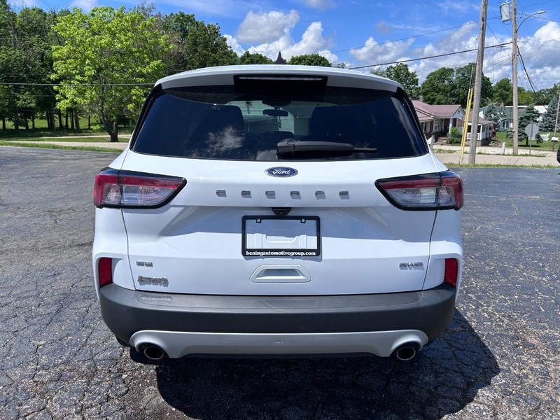 Ford Escape Vehicle Image 04