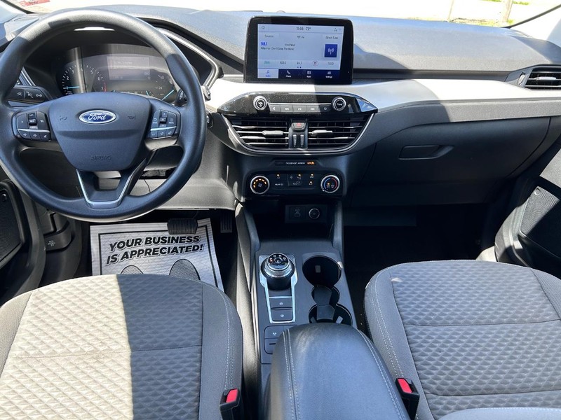 Ford Escape Vehicle Image 08