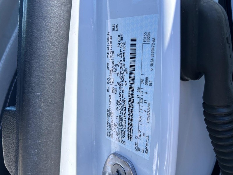 Ford Escape Vehicle Image 20
