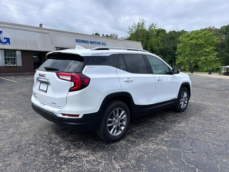GMC Terrain Vehicle Image 03