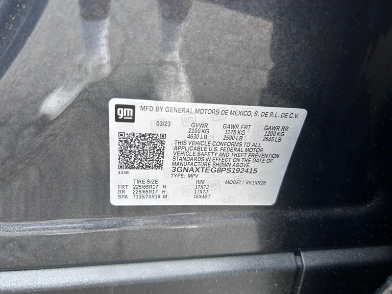 Chevrolet Equinox Vehicle Image 21