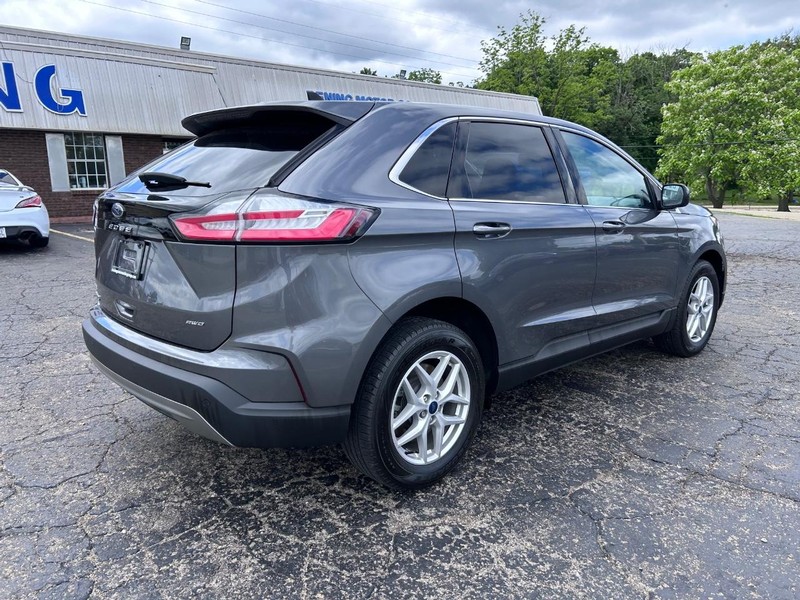 Ford Edge Vehicle Image 03