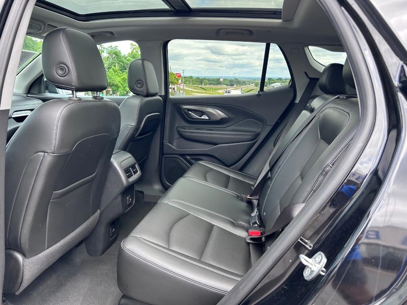 GMC Terrain Vehicle Image 08