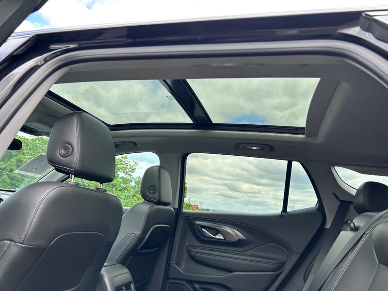 GMC Terrain Vehicle Image 09