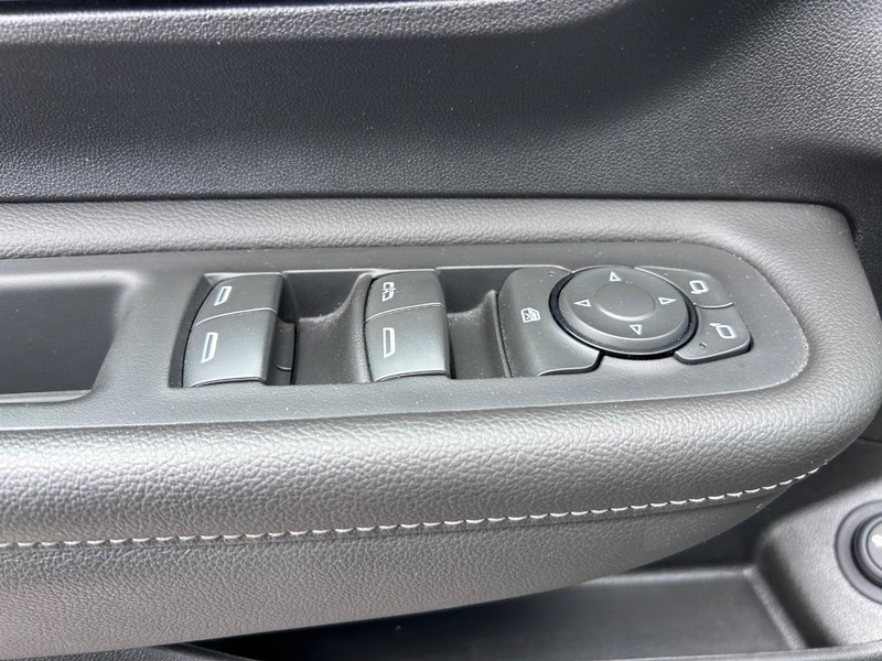 GMC Terrain Vehicle Image 18