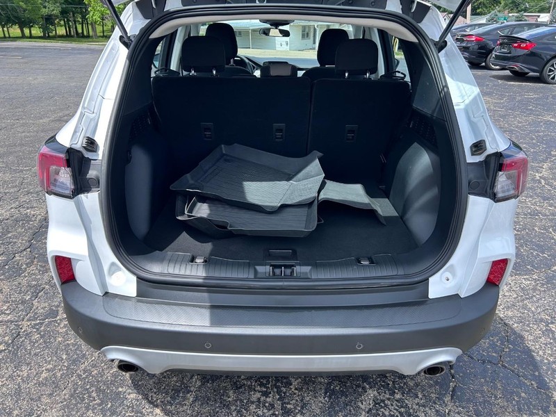Ford Escape Vehicle Image 05