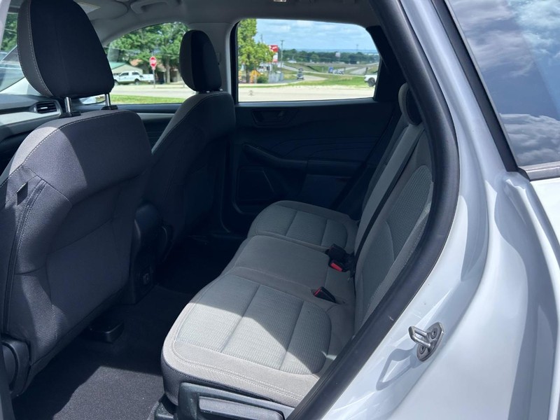 Ford Escape Vehicle Image 07