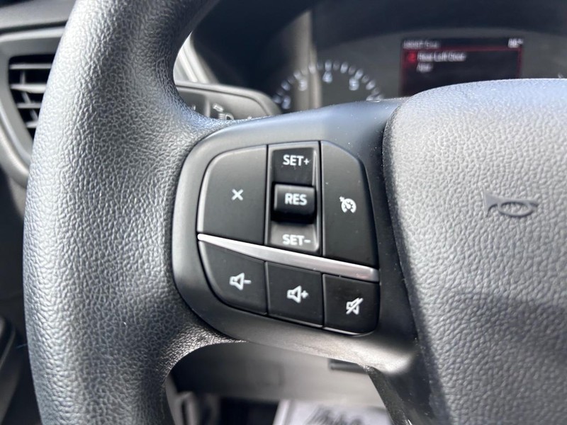 Ford Escape Vehicle Image 10