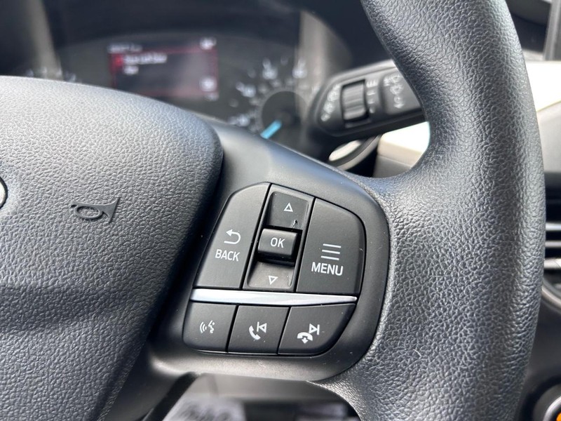 Ford Escape Vehicle Image 11