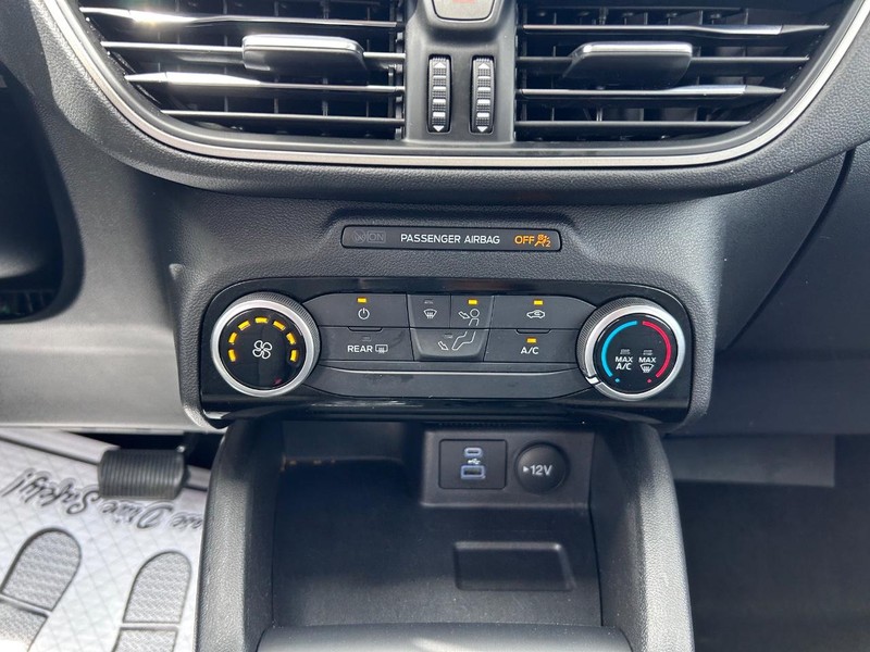 Ford Escape Vehicle Image 13