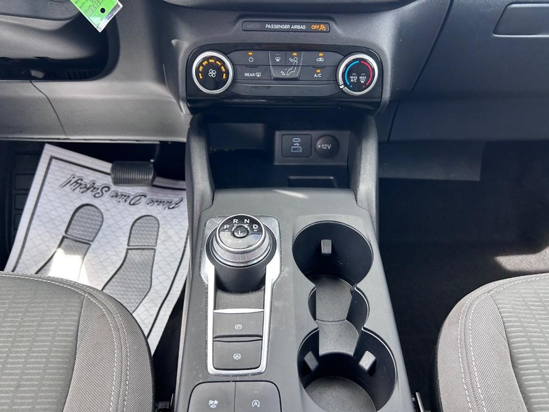 Ford Escape Vehicle Image 14