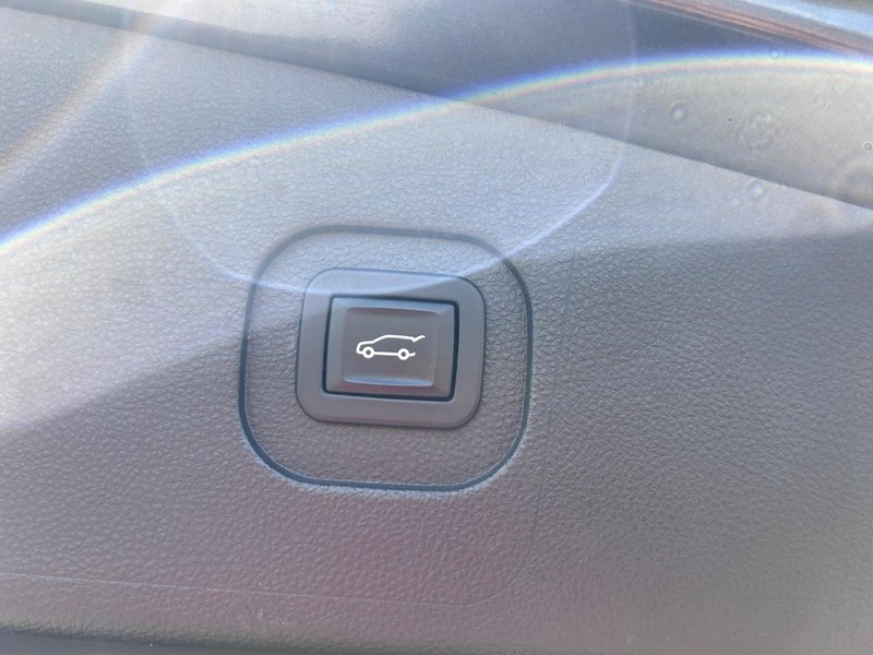 GMC Terrain Vehicle Image 06