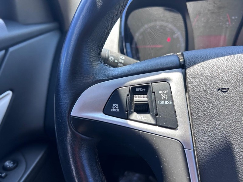 GMC Terrain Vehicle Image 12
