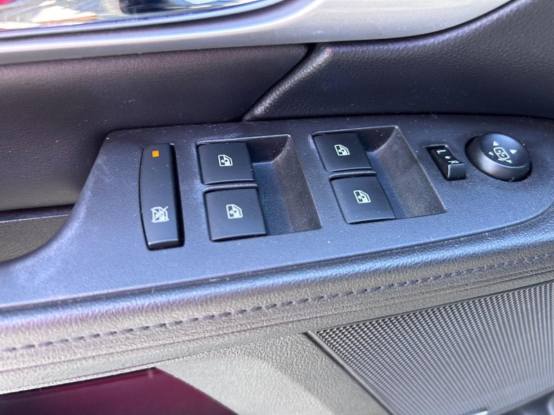 GMC Terrain Vehicle Image 18