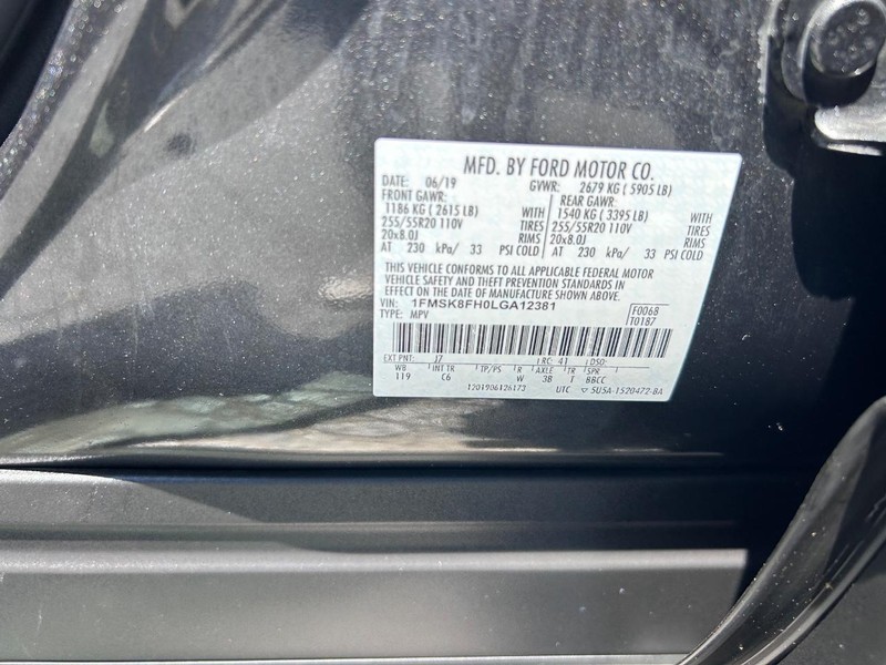 Ford Explorer Vehicle Image 24