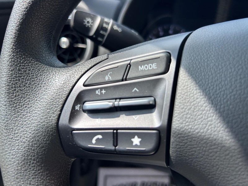 Hyundai Kona Vehicle Image 10