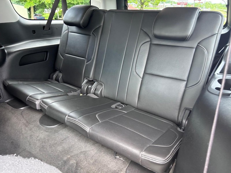 GMC Yukon XL Vehicle Image 08