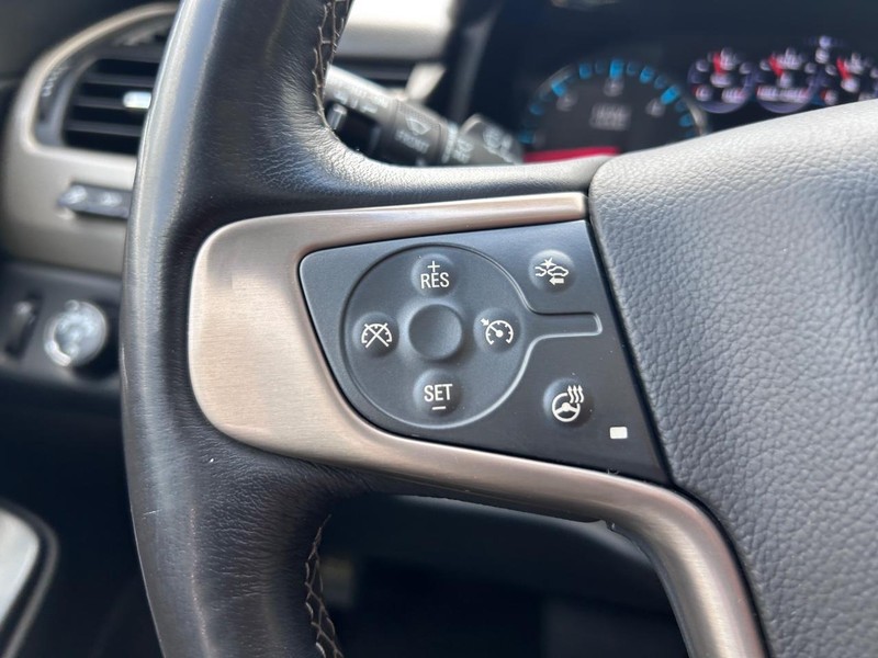 GMC Yukon XL Vehicle Image 15