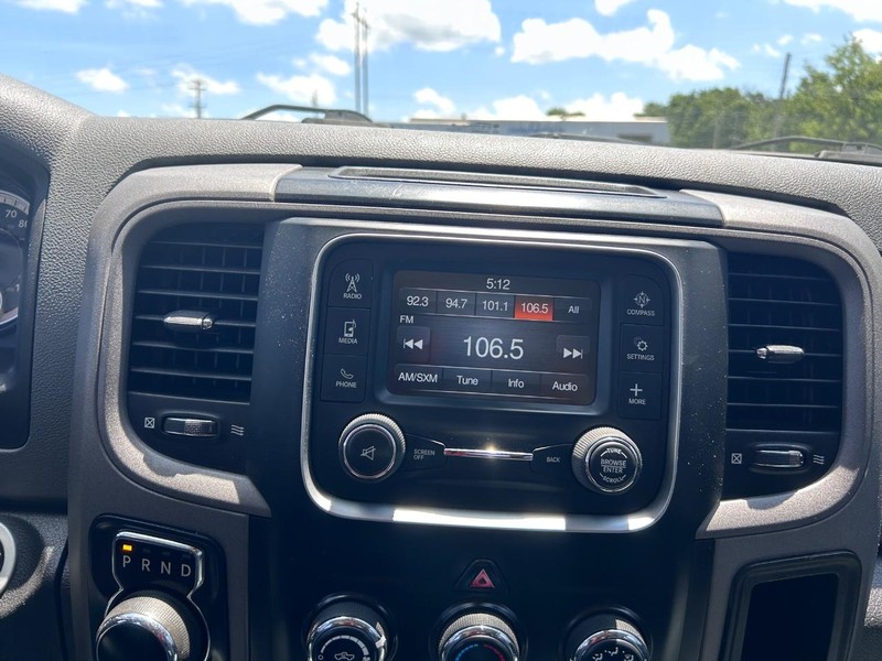Ram 1500 Classic Vehicle Image 12
